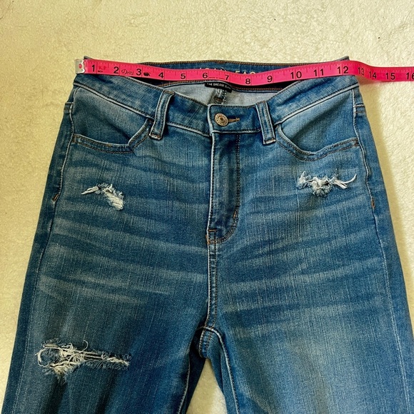 American Eagle Super Distressed Hi-Rise Jegging Skinny Jean - Size 2 (25") - Picture 3 of 13